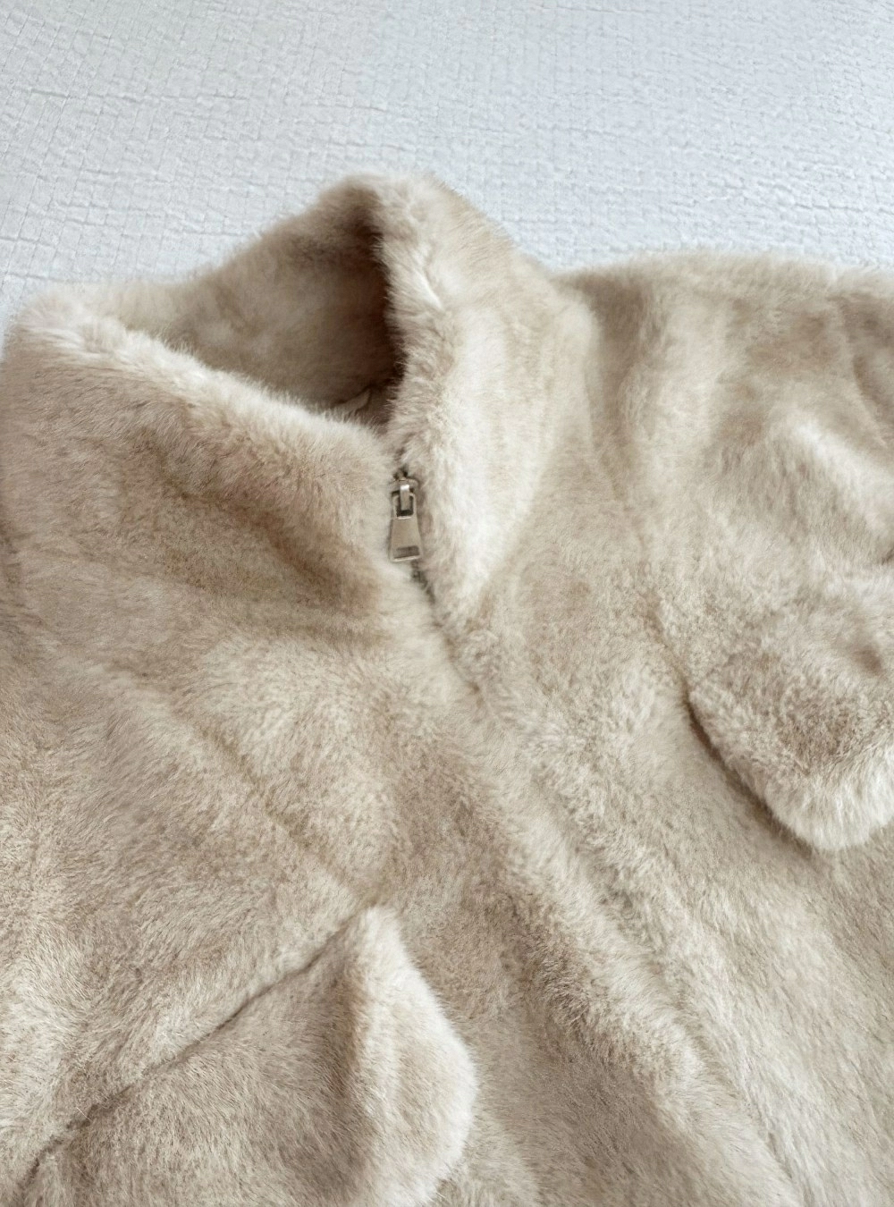 Abrigo pelo cremallera