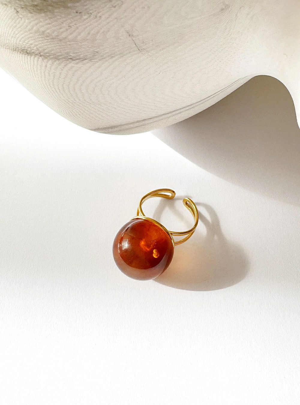 Anillo ámbar