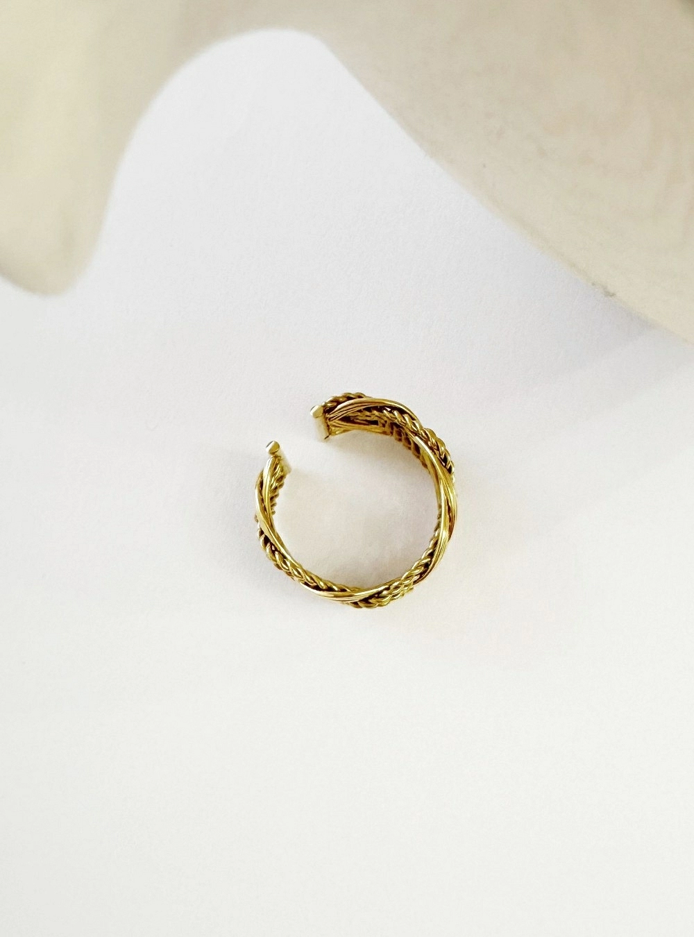 Anillo basketry