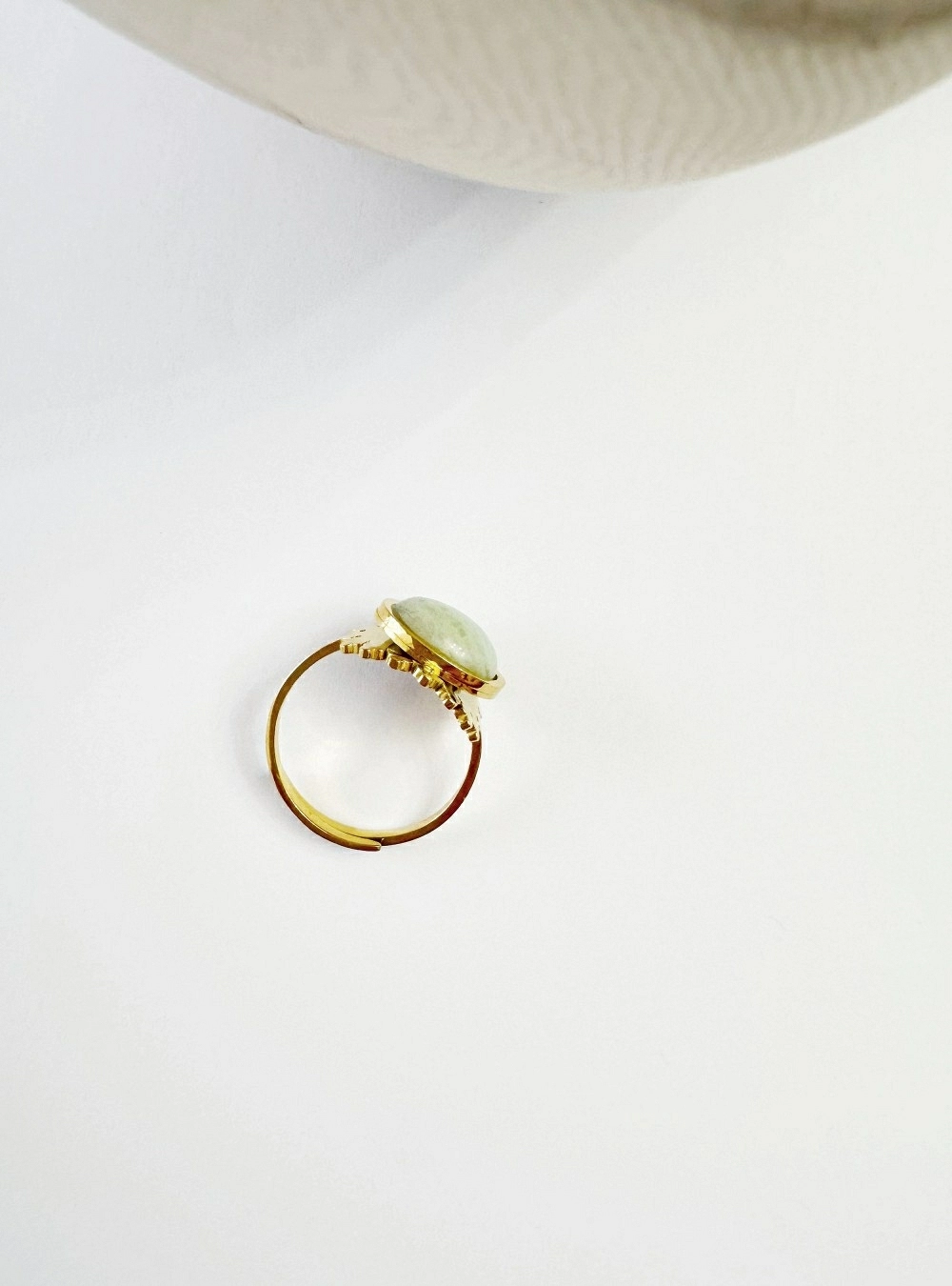 Anillo corona y gema