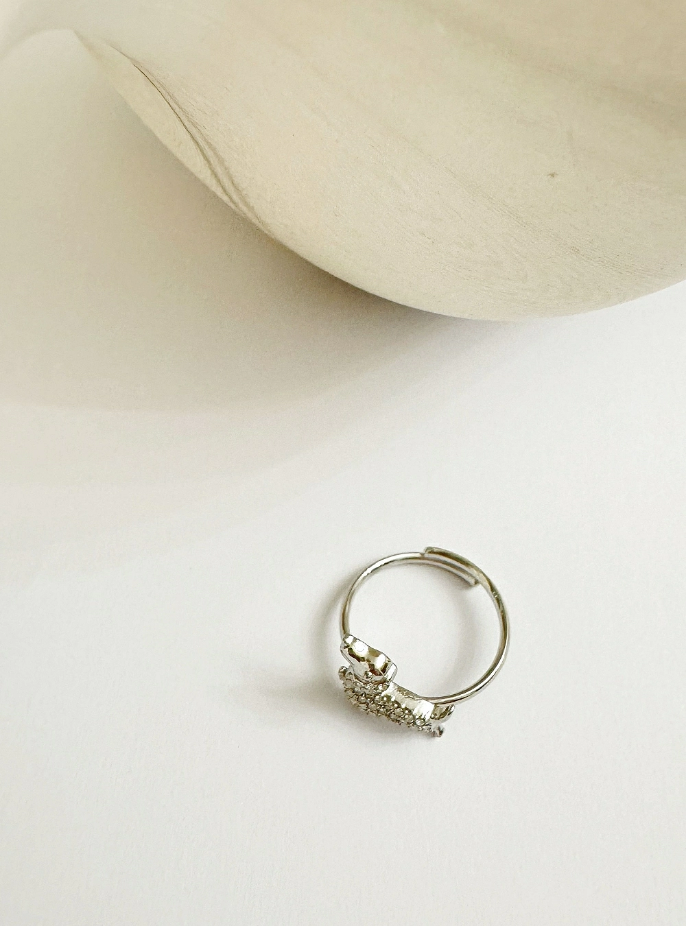 Anillo dog circonitas