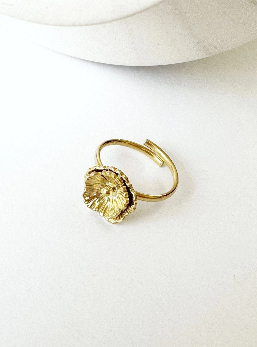 Anillo flor dos niveles