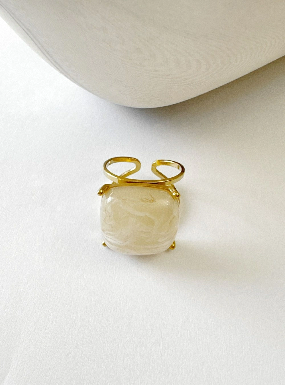 Anillo square Stone