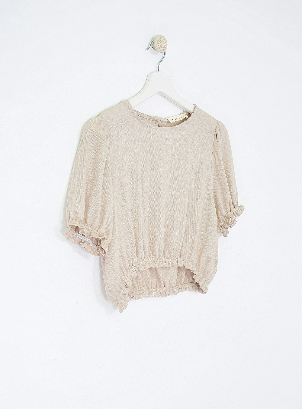 Blusa corta lisa