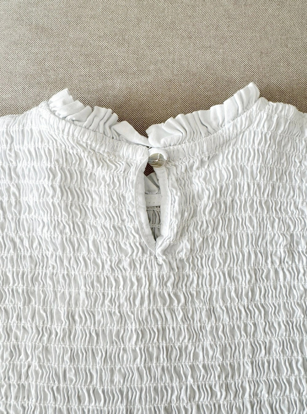 Blusa elastica y listas relieve