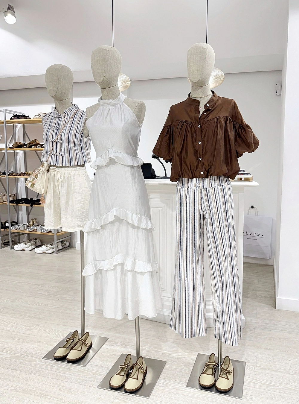Blusa mangas y bajo abullonado