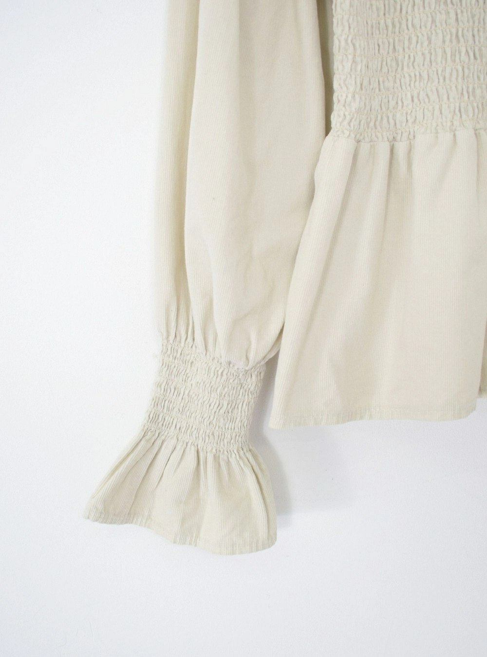 Blusa micropana elastica y botones