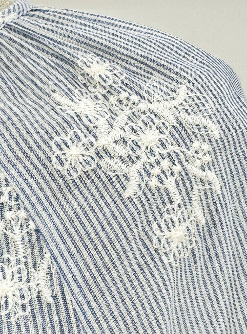 Blusa ML cordon bordados Blusa ML cordon bordados