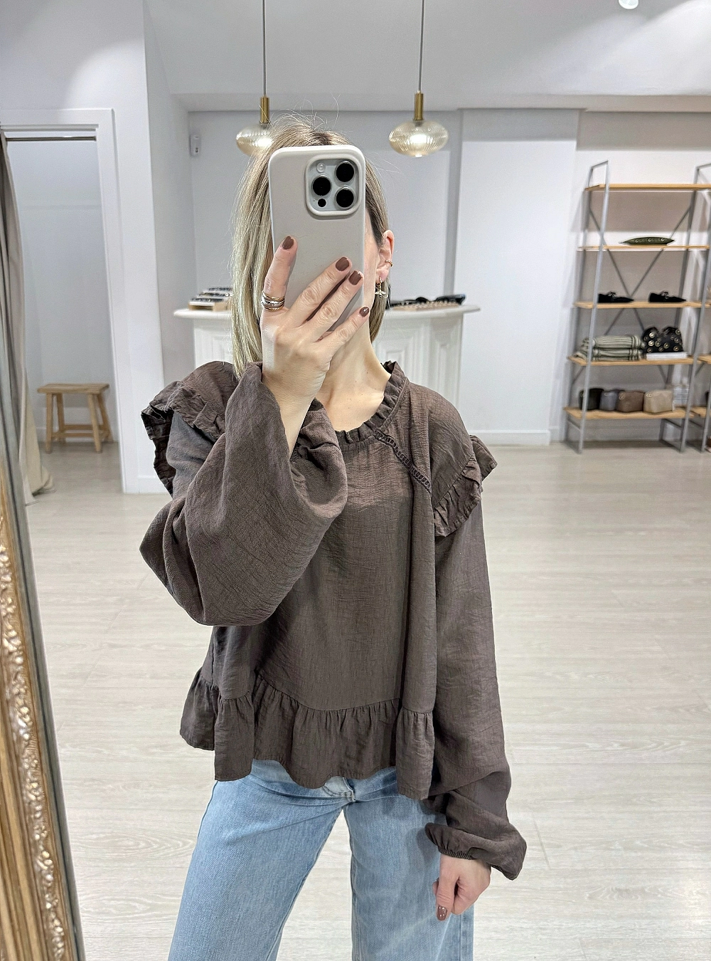 Blusa ml dos bandas troqueladas