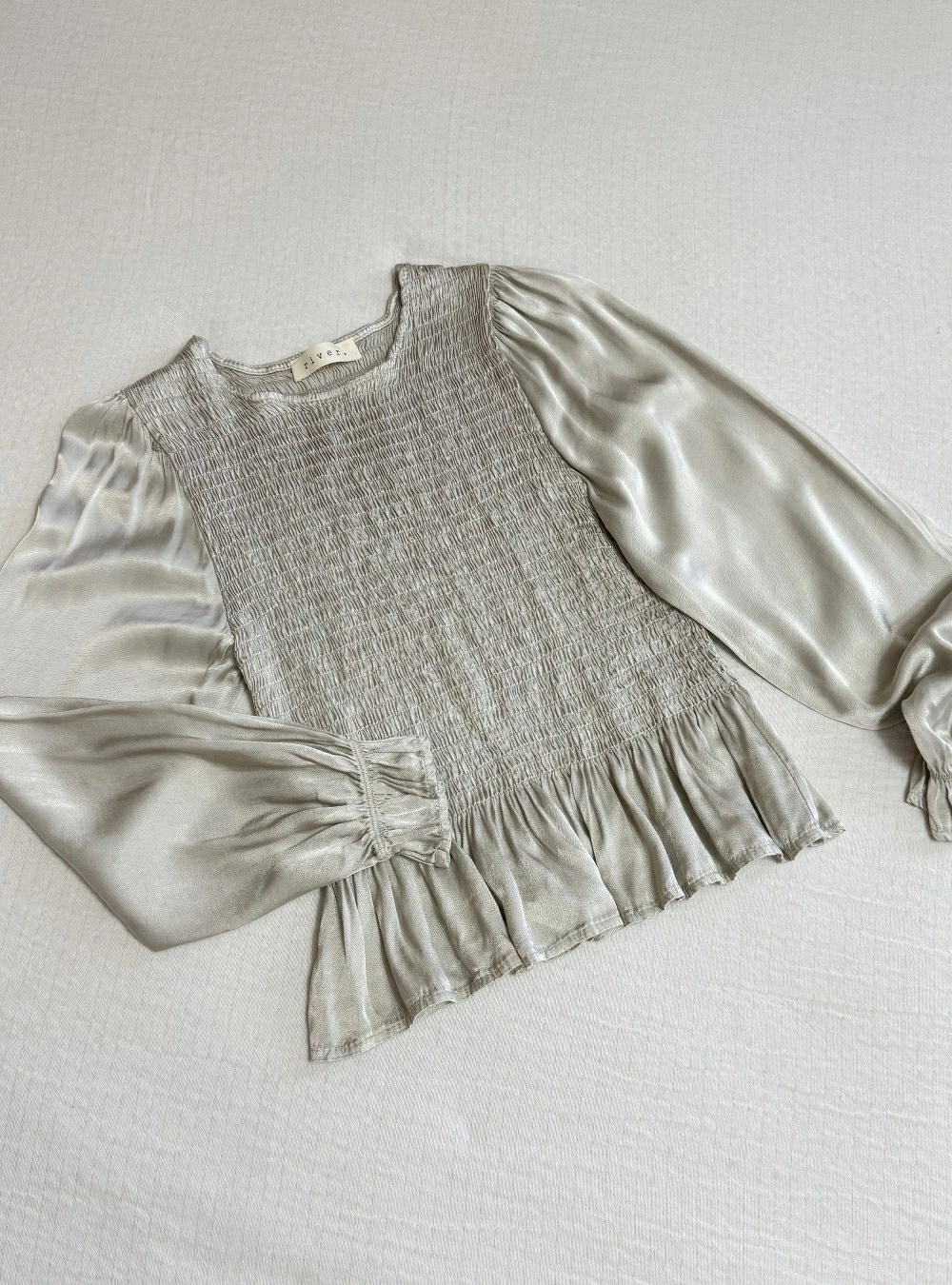 Blusa ml raso elastica Blusa ml raso elastica