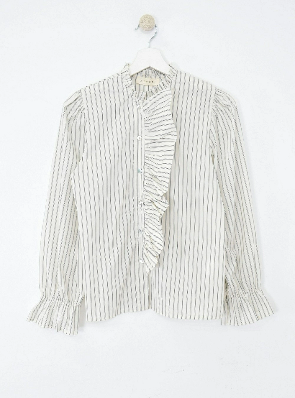 Blusa ml rayas volante en botones Blusa ml rayas volante en botones