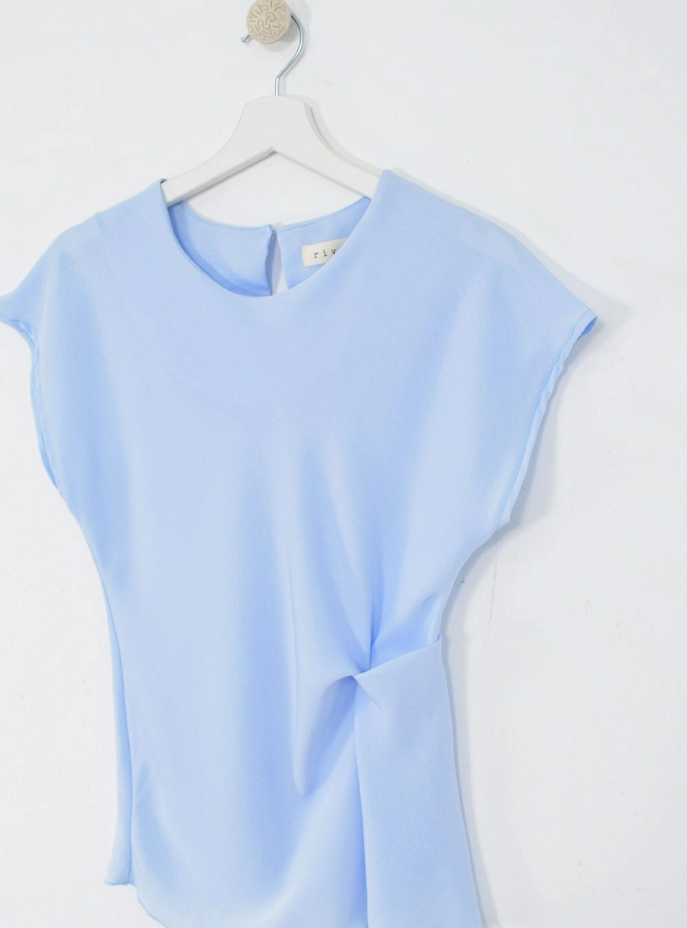 Blusa sm lisa nudo