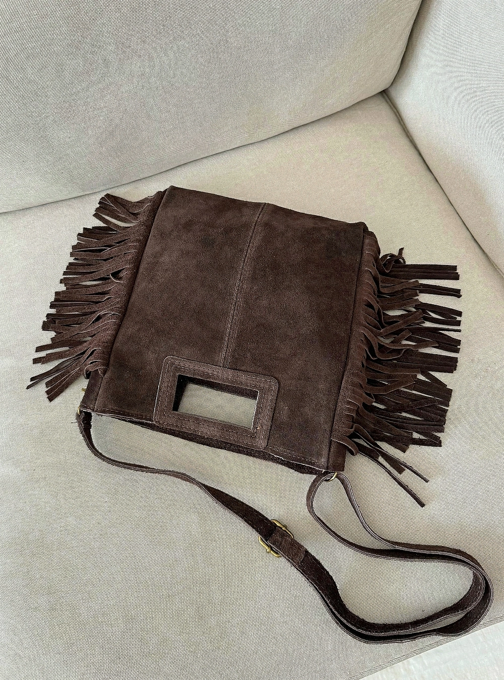 Bolso ante flecos y bandolera