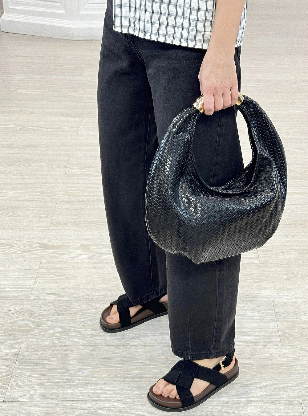 Bolso intreccio mano circle Bolso intreccio mano circle