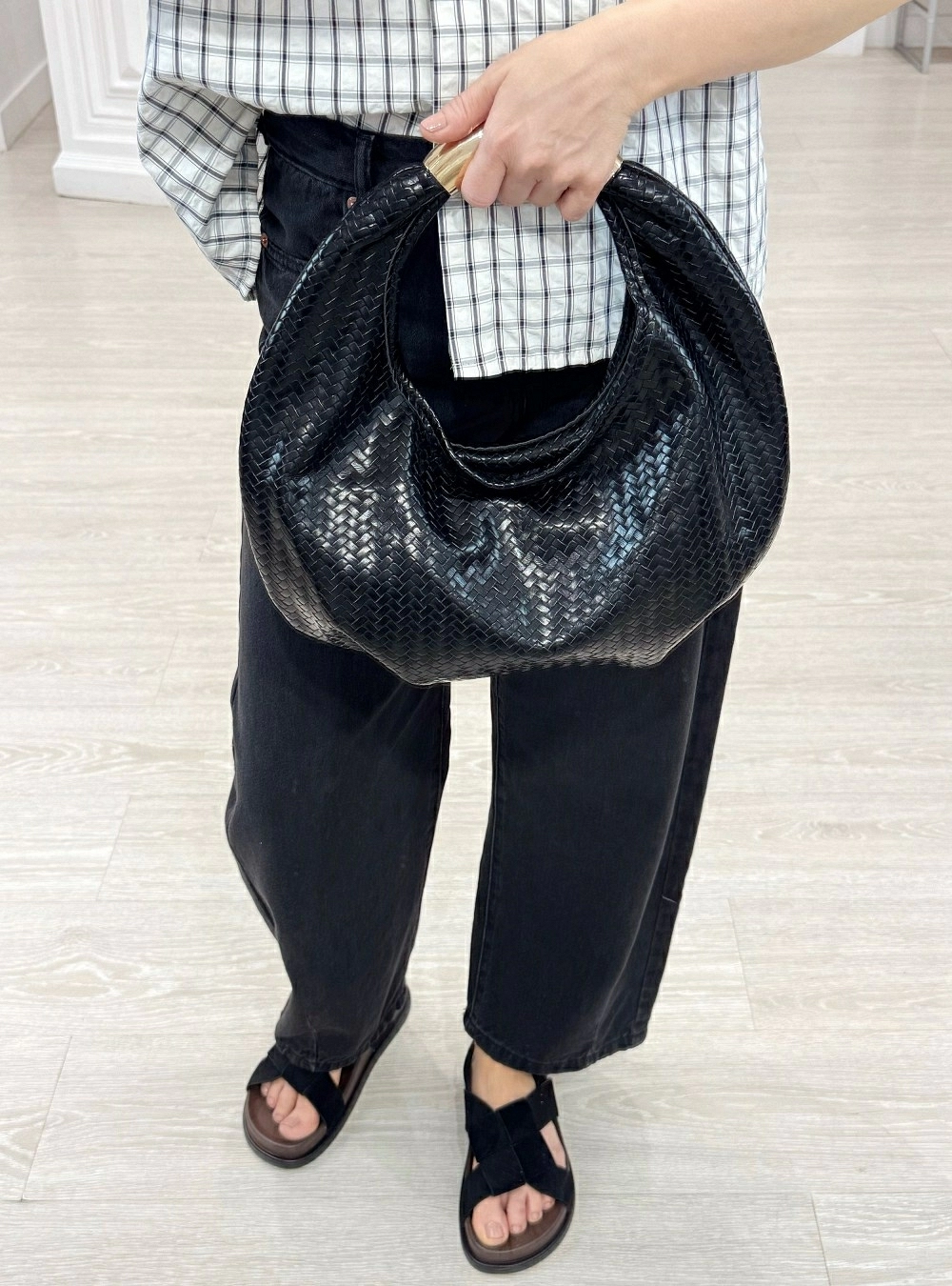 Bolso intreccio mano circle Bolso intreccio mano circle