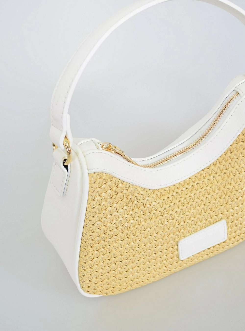 Bolso mano tejido trenzado