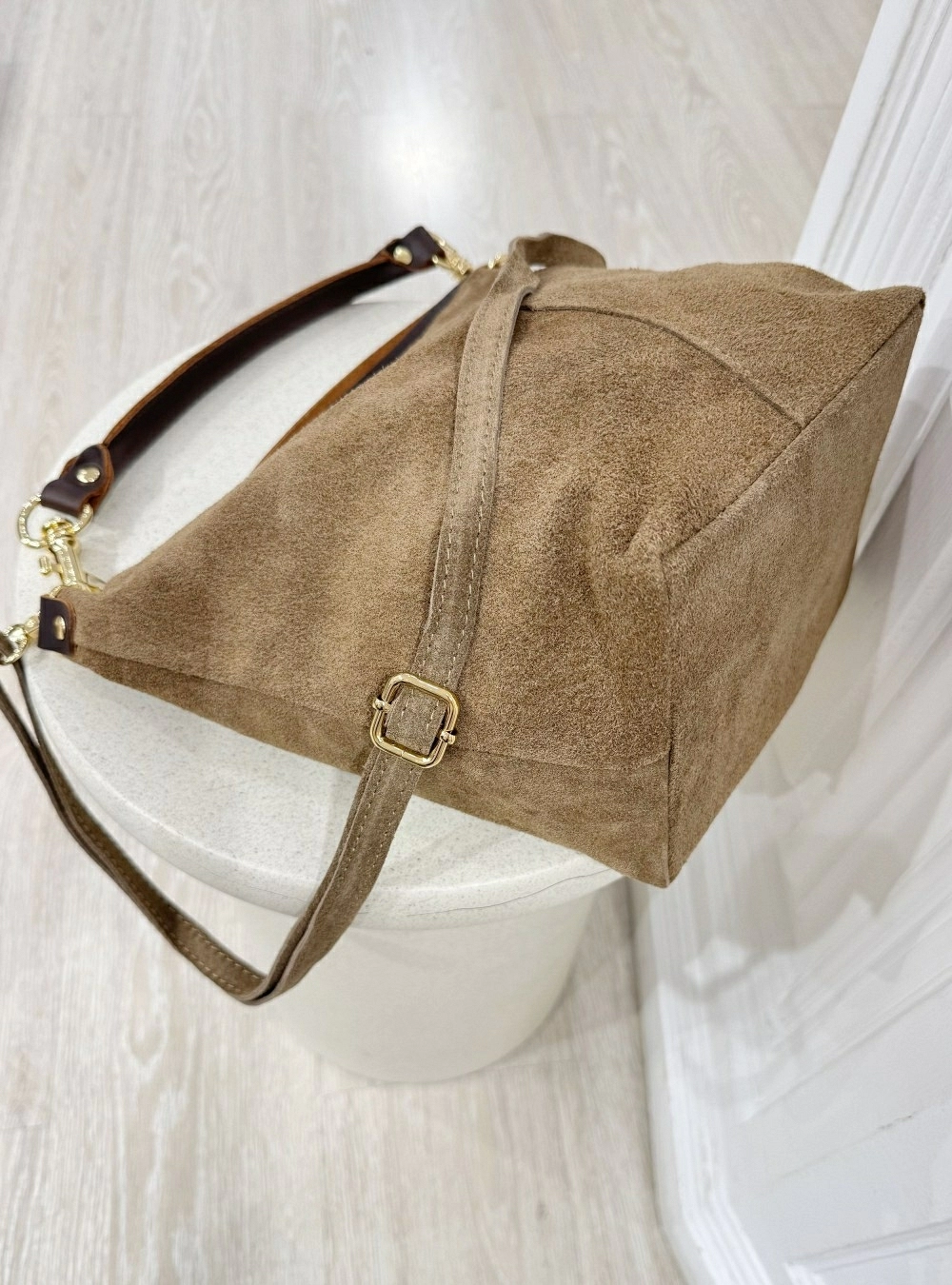 Bolso piel ante asa corta