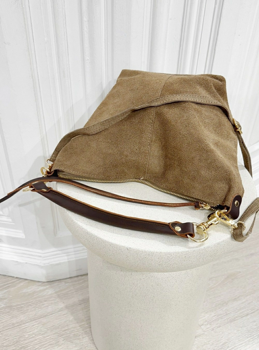 Bolso piel ante asa corta