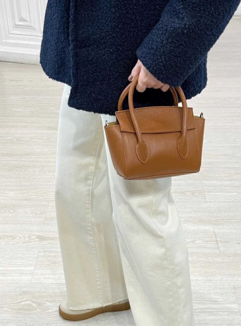 Bolso piel rugosa mano Bolso piel rugosa mano