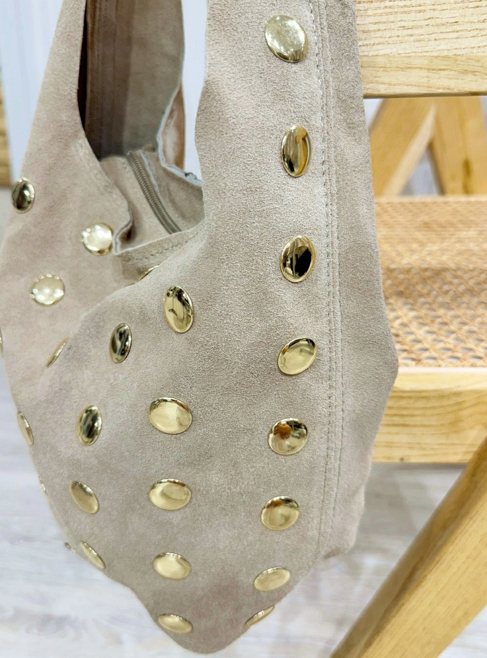Bolso piel tachas gondola