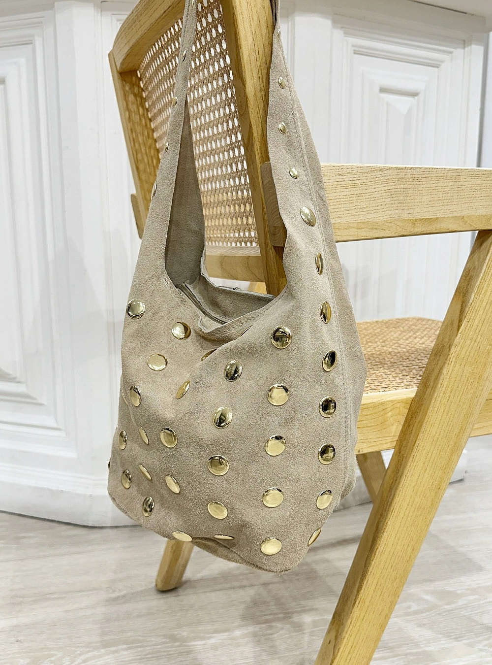 Bolso piel tachas gondola