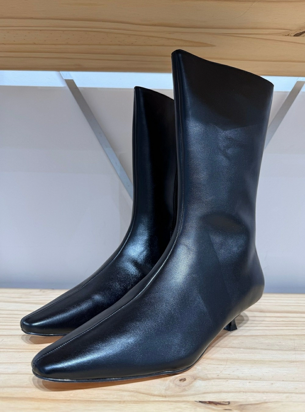 Bota alta tacón fino