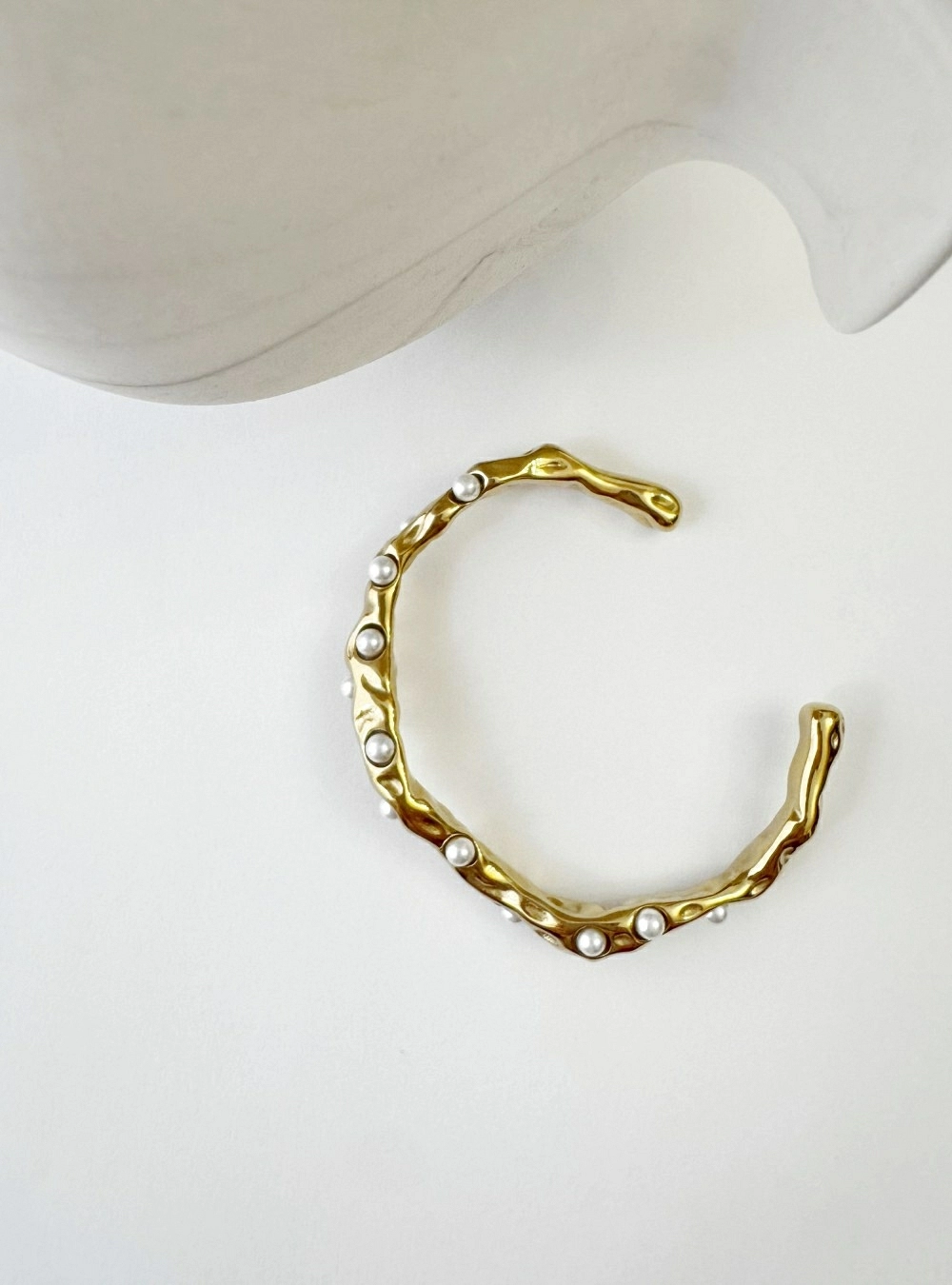 Brazalete acero con perlas