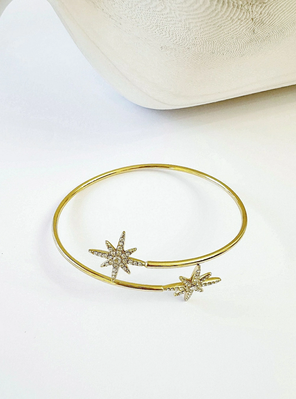 Brazalete estrella y circonitas