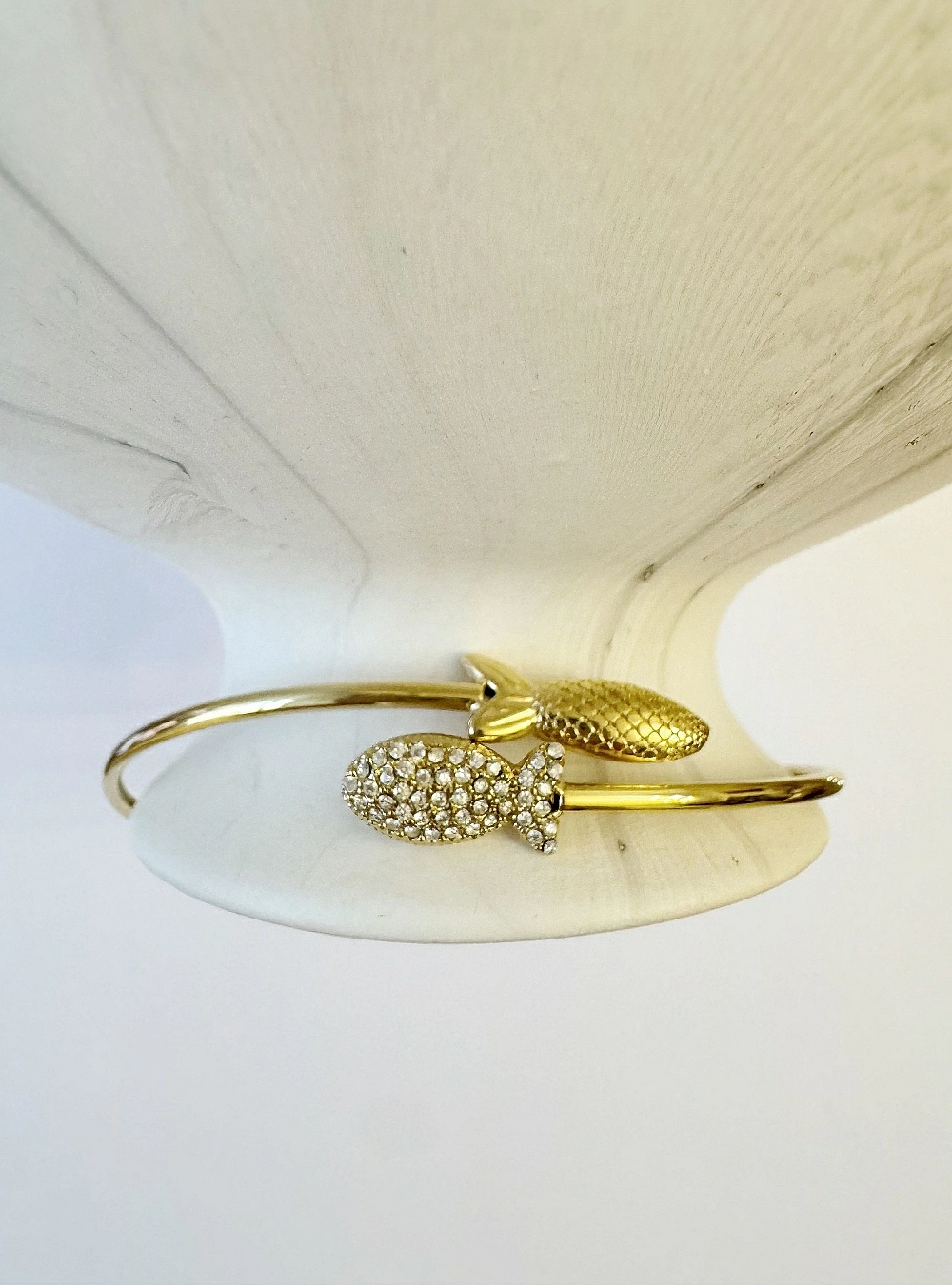 Brazalete peces y circonitas