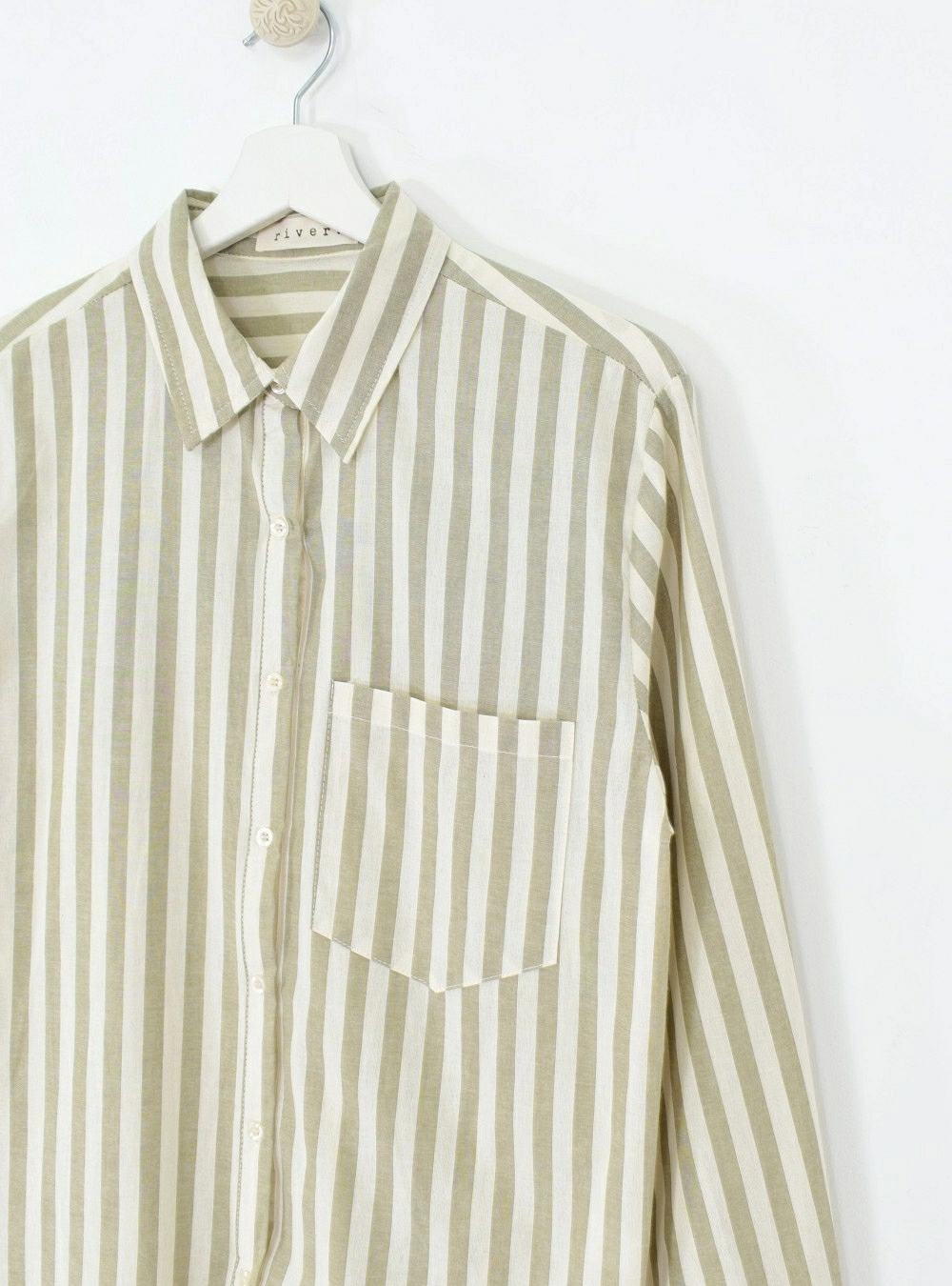 Camisa raya ancha
