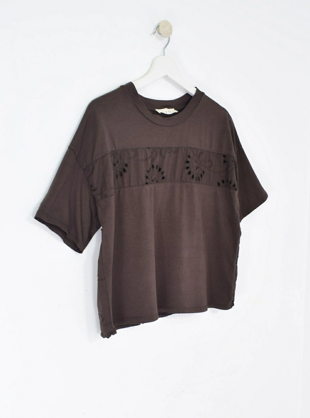 Camiseta mc espalda troquelada