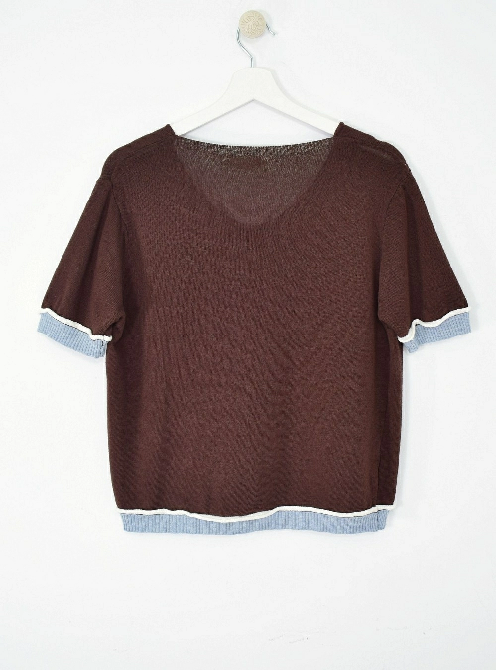 Camiseta mc punto cuello V bicolor
