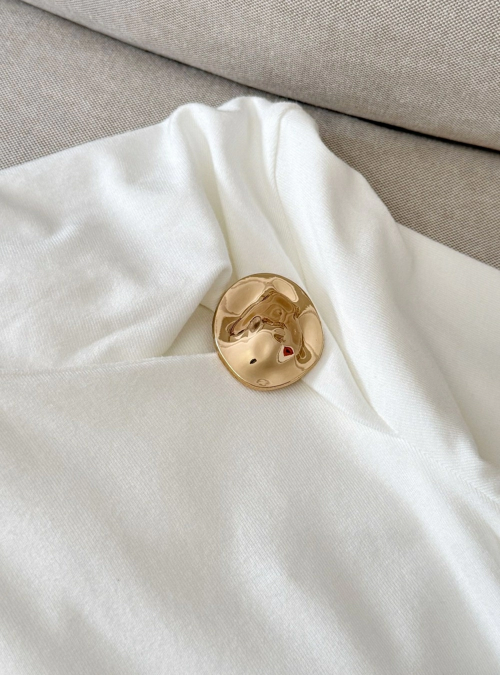 Camiseta ml cuello asimétrico