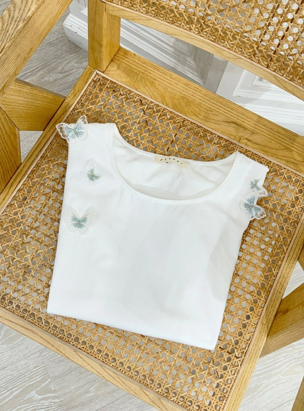 Camiseta sm mariposas