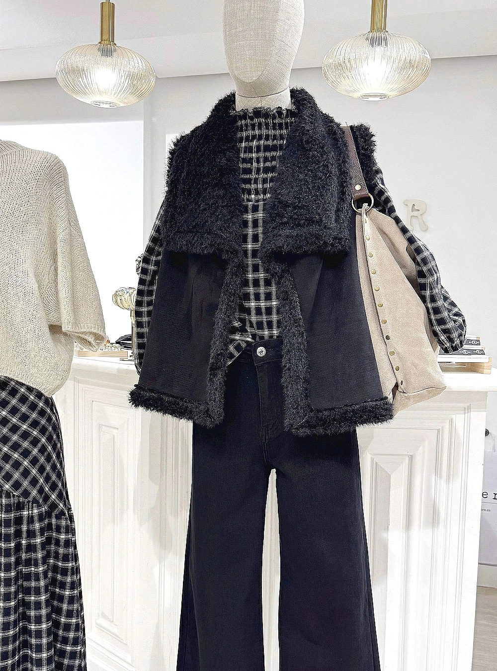 Chaleco pelo y antelina