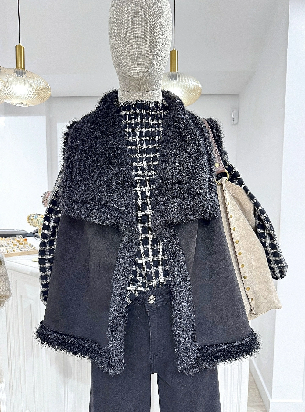 Chaleco pelo y antelina