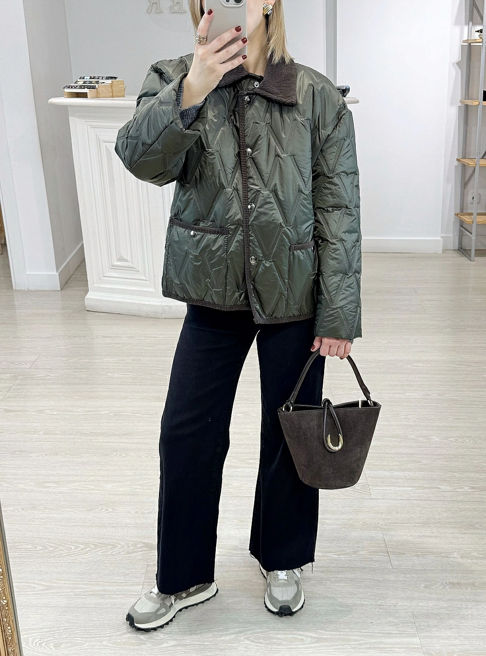 Chaqueta acolchada cuello pana