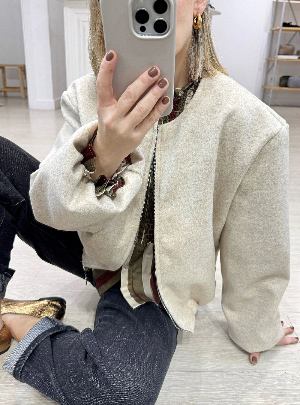 Chaqueta bajo elastico crema Chaqueta bajo elastico crema