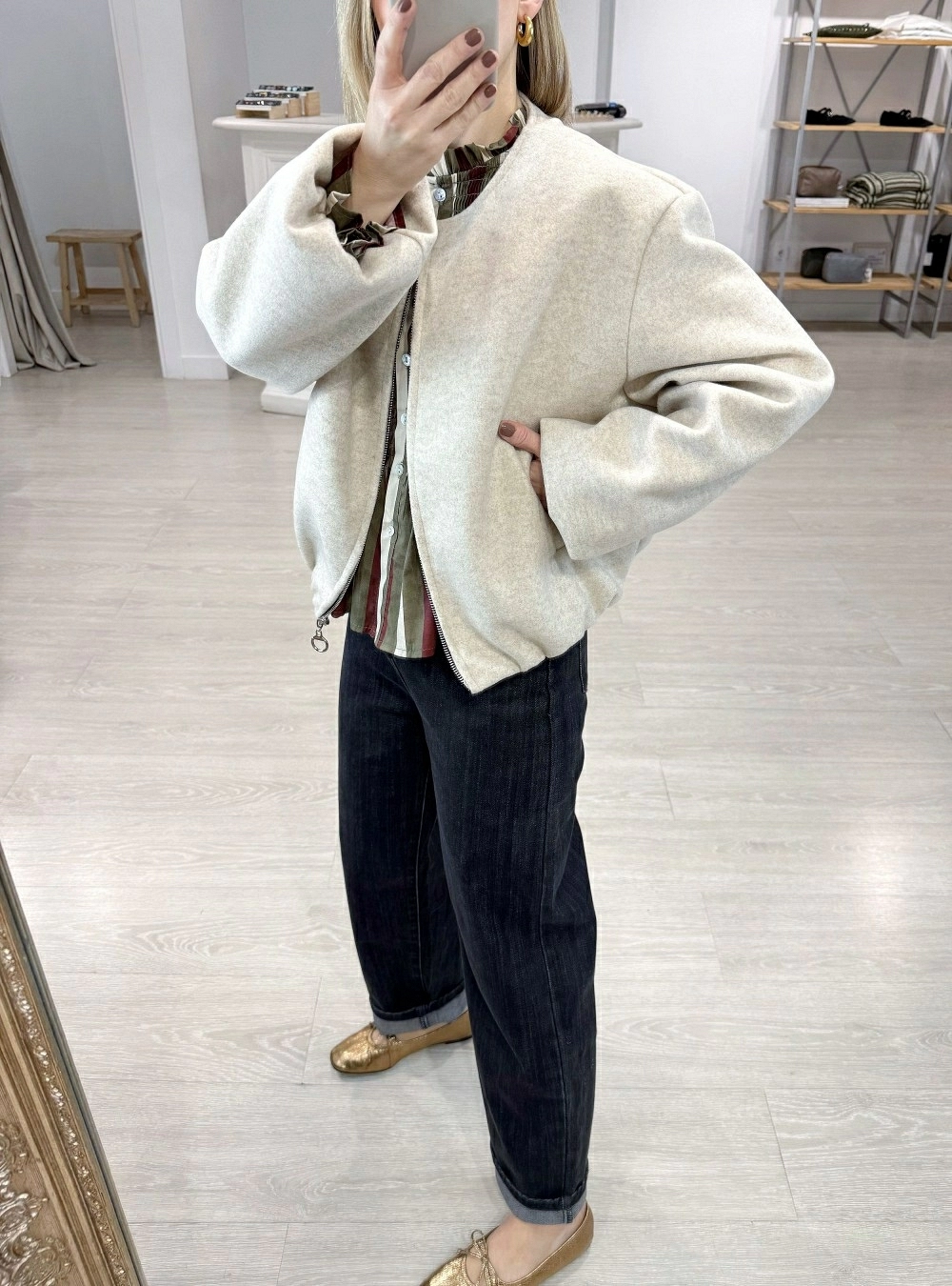 Chaqueta bajo elastico crema Chaqueta bajo elastico crema