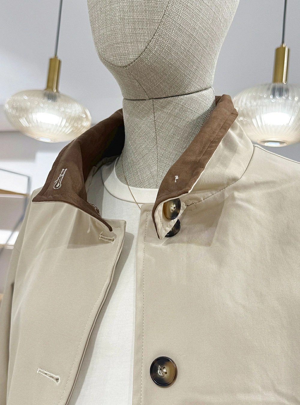 Chaqueta corta cuello antelina Chaqueta corta cuello antelina