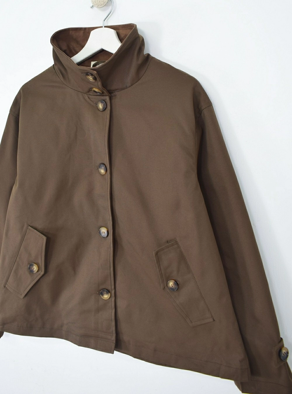 Chaqueta corta cuello antelina