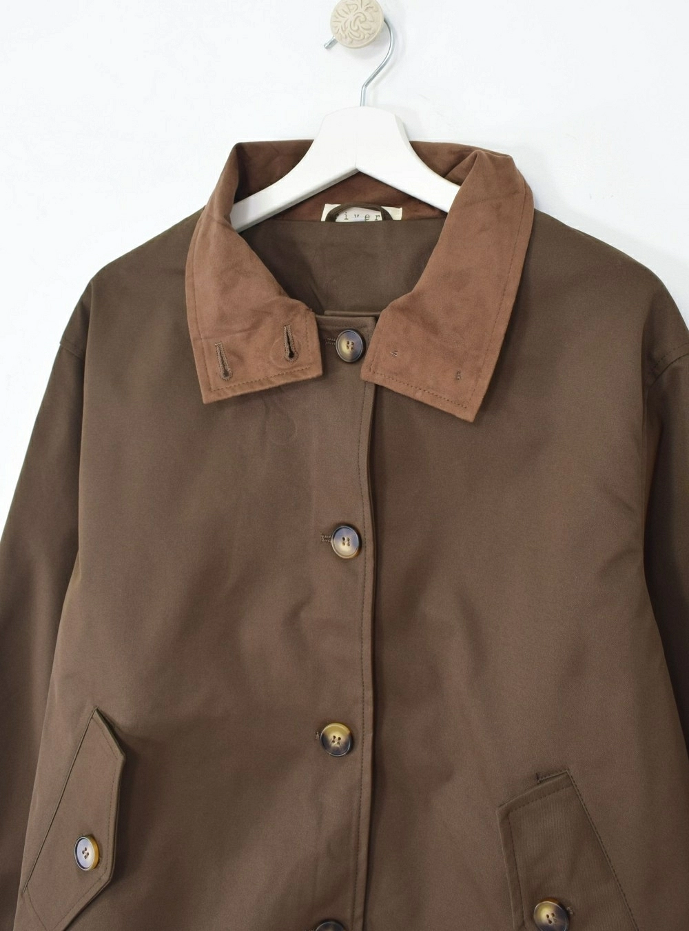 Chaqueta corta cuello antelina