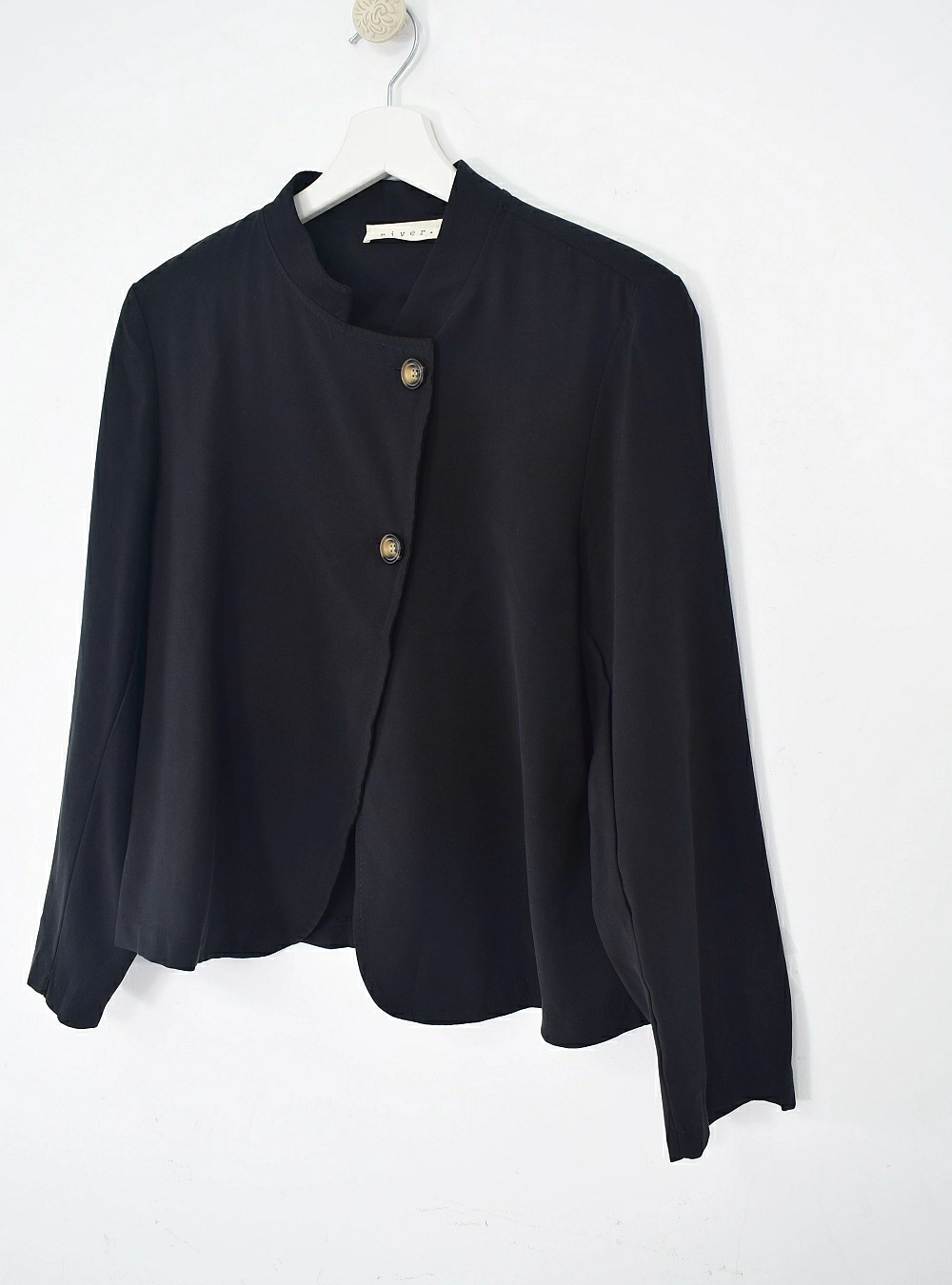 Chaqueta cruzada 2 botones Chaqueta cruzada 2 botones
