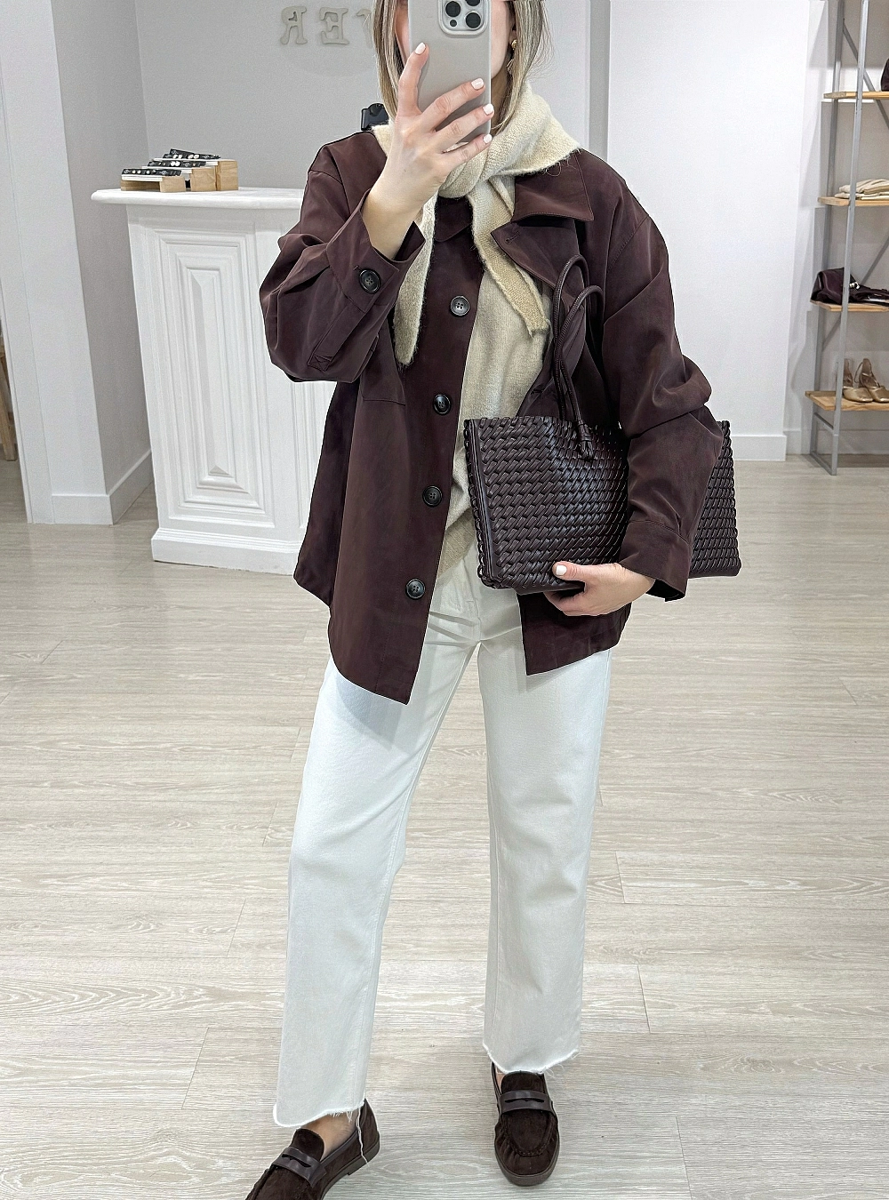 Chaqueta efecto ante botones