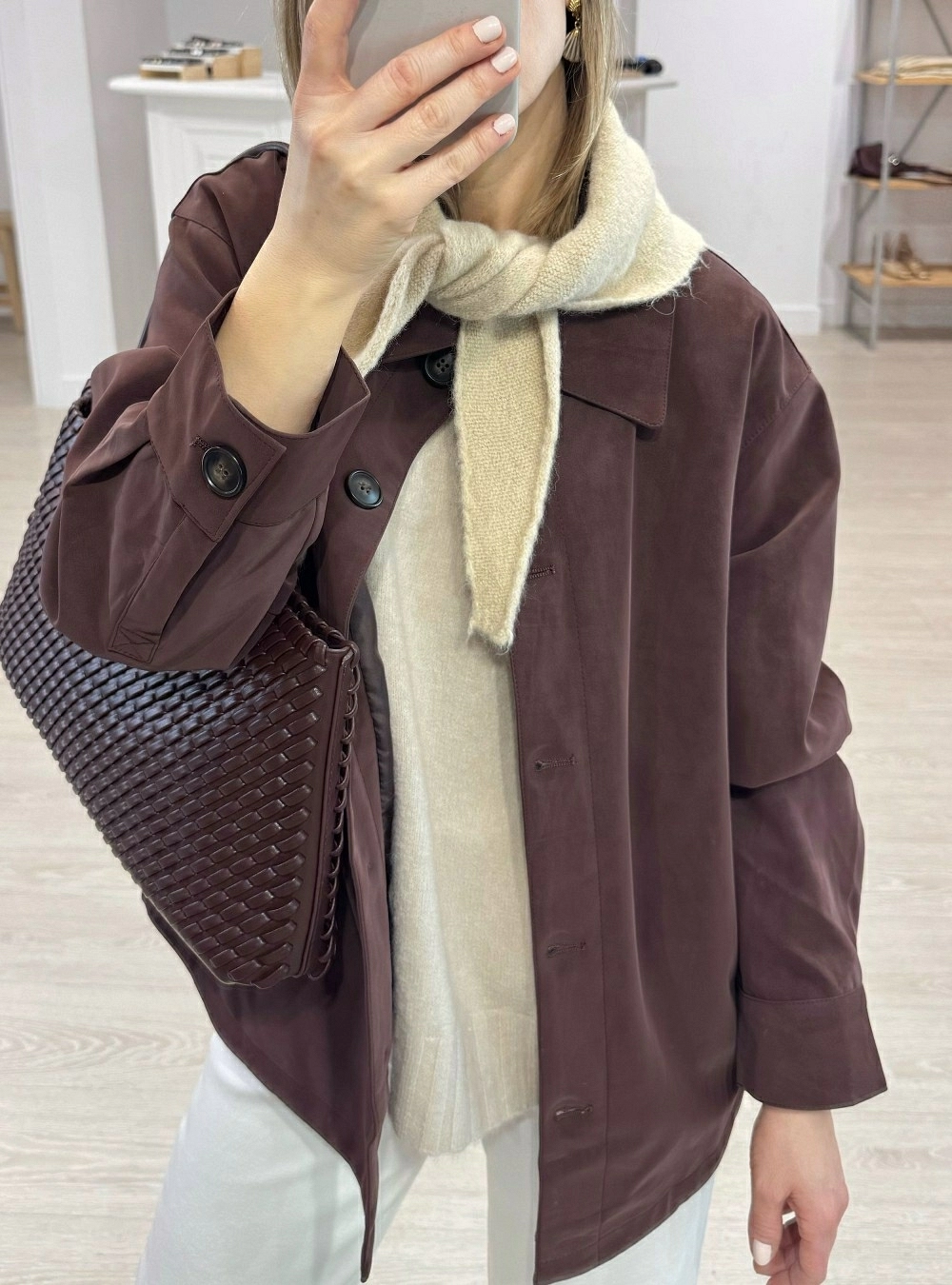 Chaqueta efecto ante botones