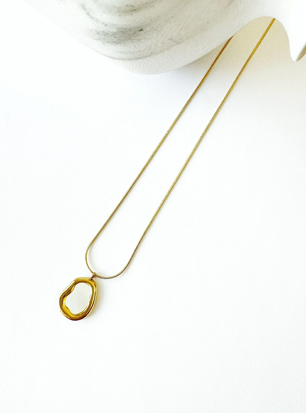 Collar acero nacar