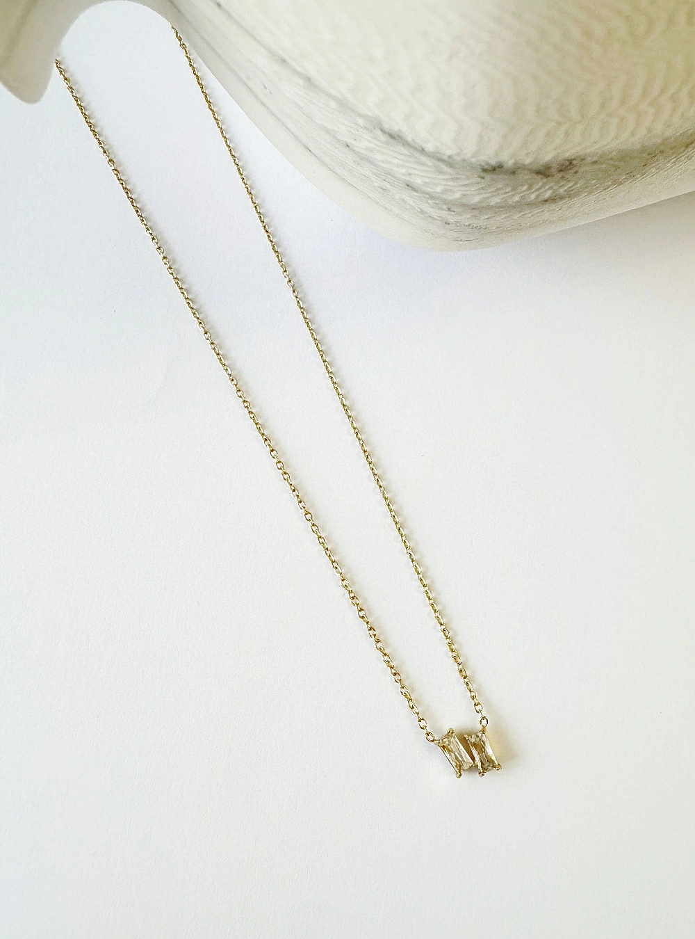 Collar circonitas gemelas