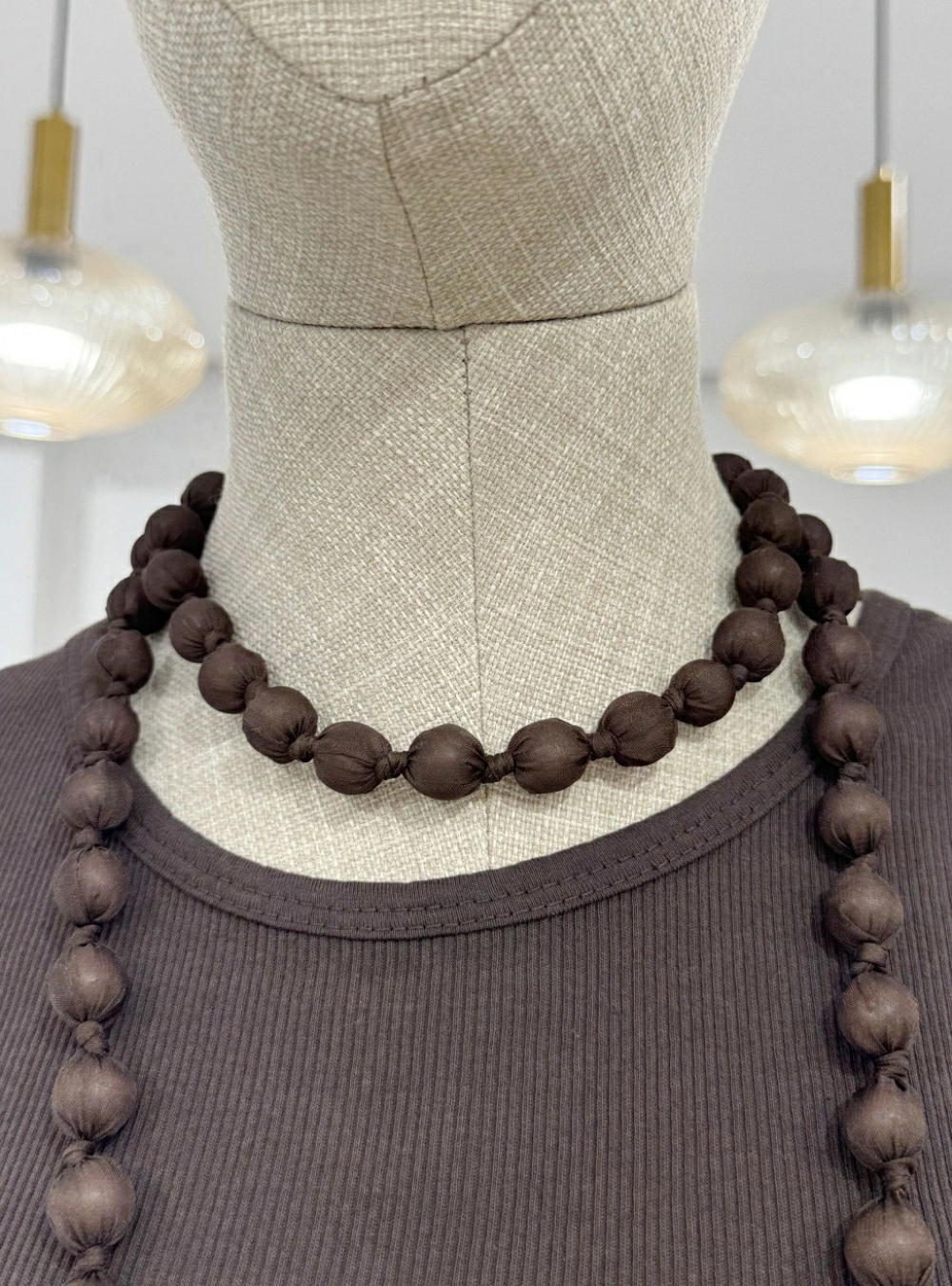 Collar coffe beans