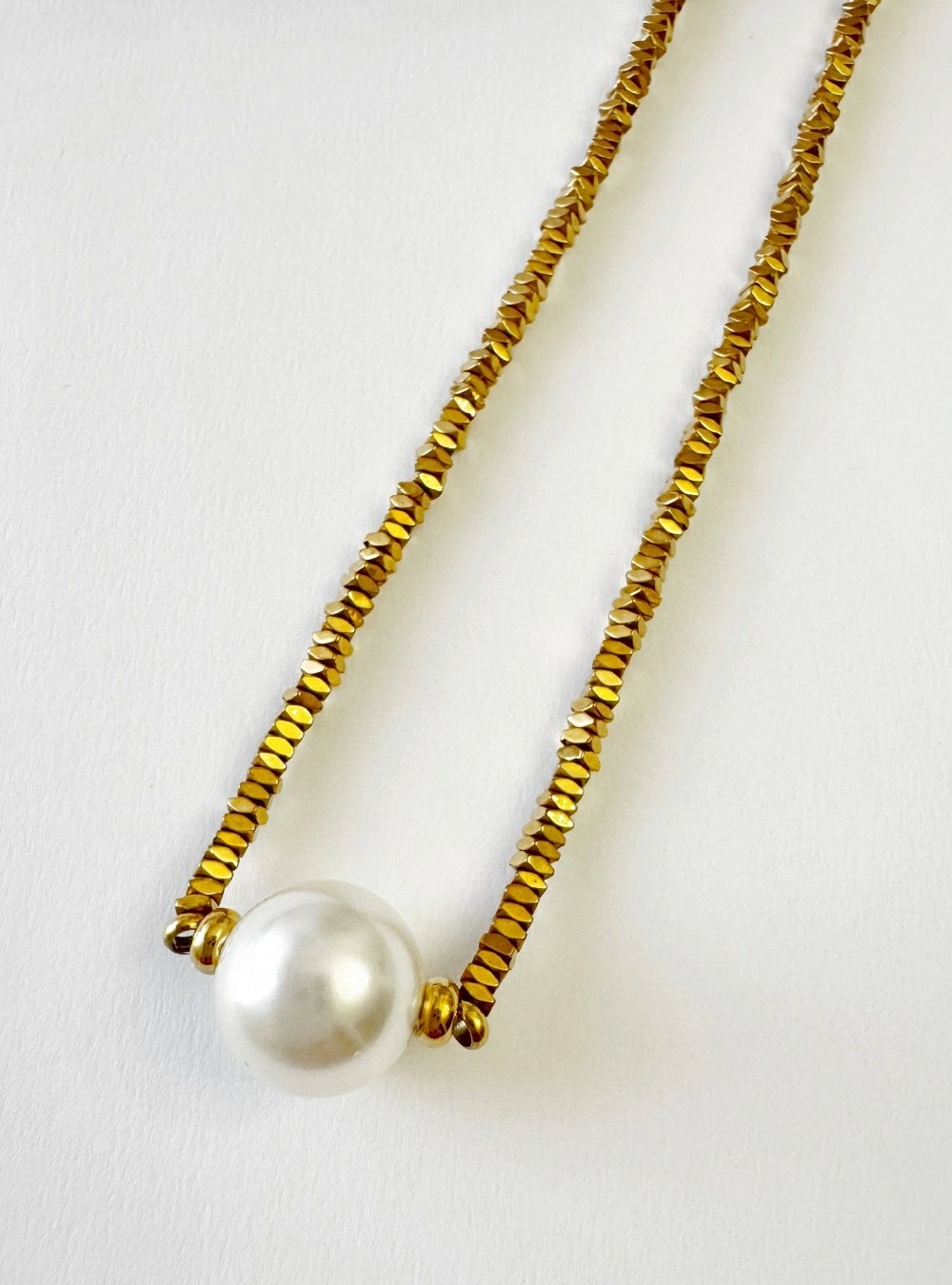 Collar cuentas acero y perla