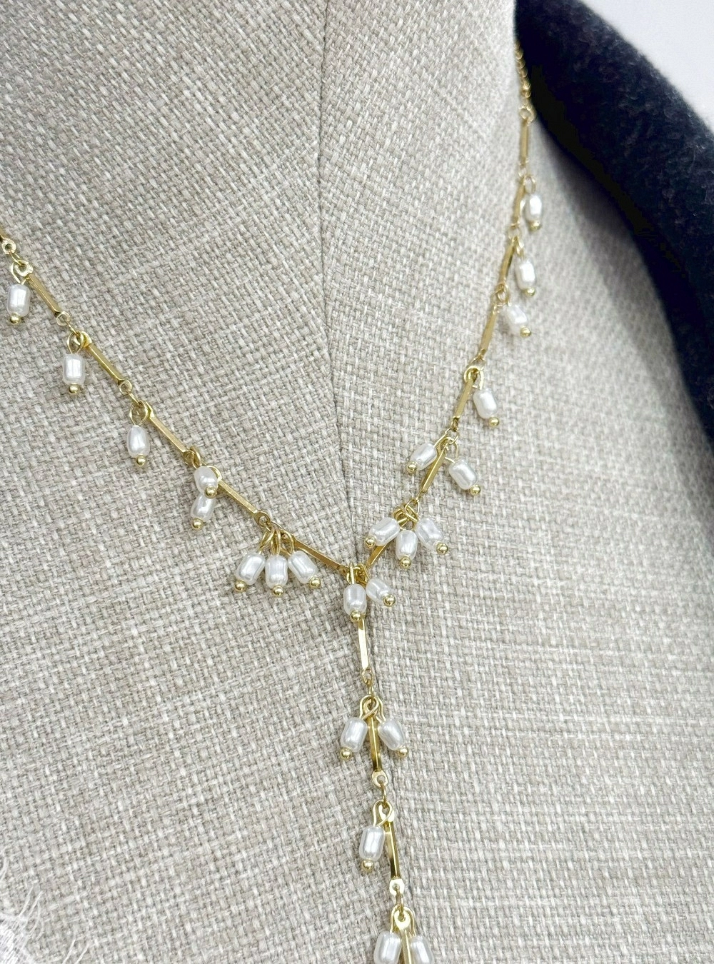 Collar perlas y barras